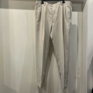 Jos. A Banks Leadbetter Golf pants men’s size 38x32